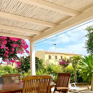 Casa vacanze Bouganville, Valledoria (Sardinia)